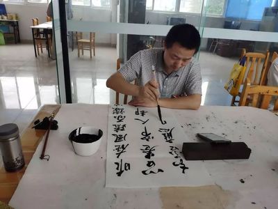 翰墨飄香鄰里情 木蘭場社區(qū)書法自組織交流活動側(cè)記